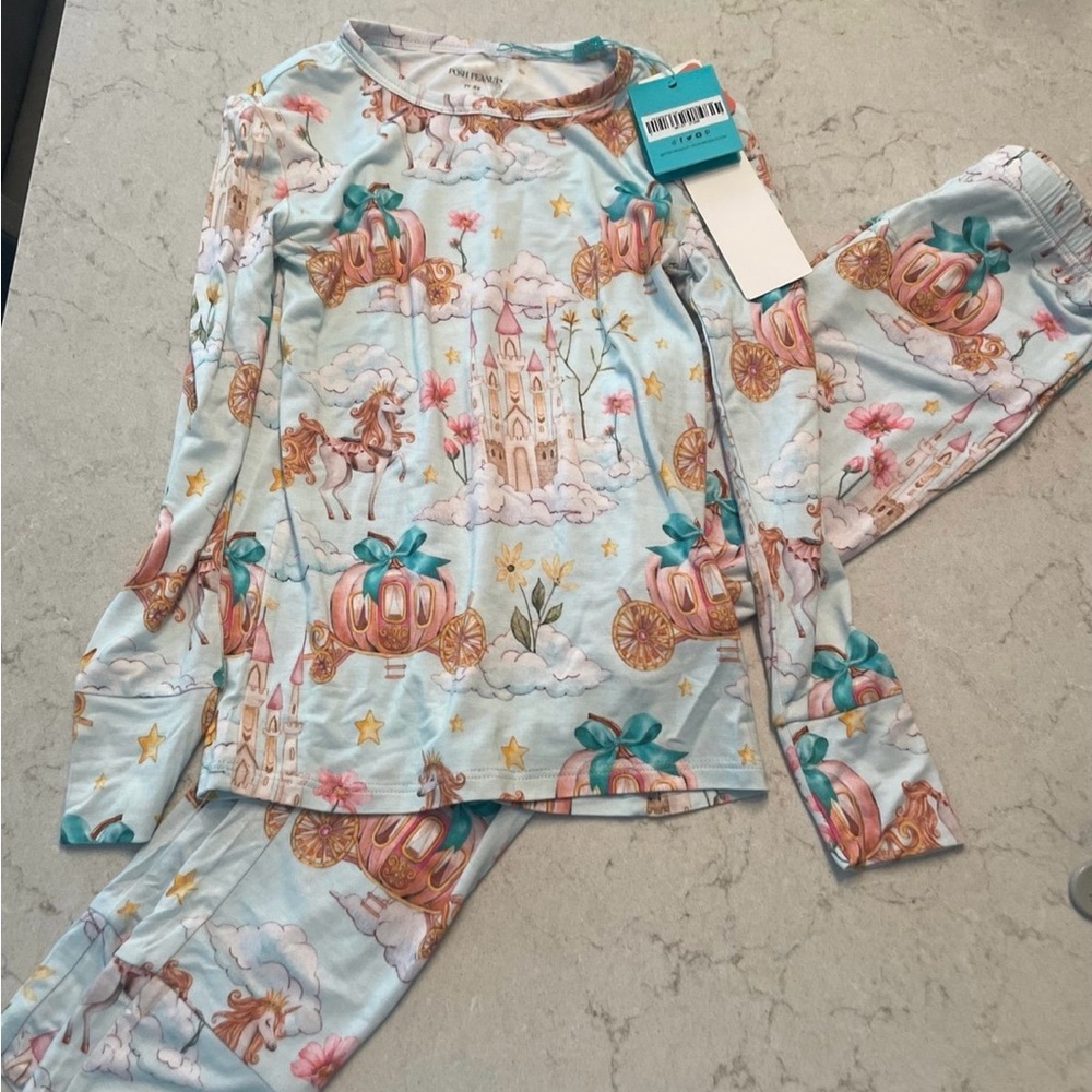 Posh Peanut Catherine NWTs 7-8 2 piece pj set
